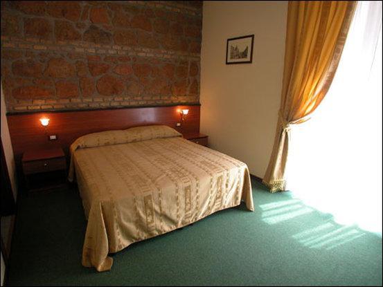 Accommodation Delia Рим Экстерьер фото