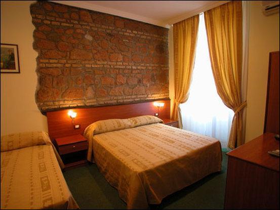 Accommodation Delia Рим Экстерьер фото